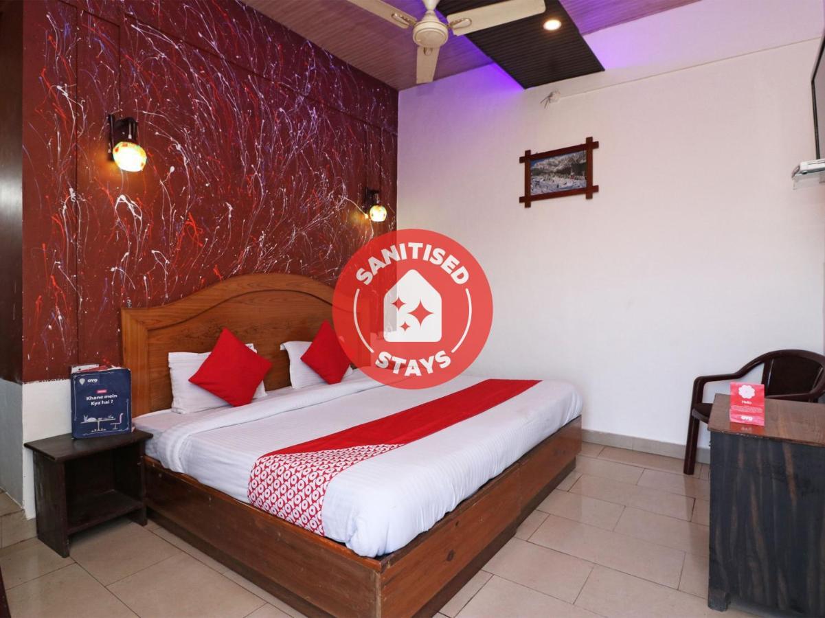 Oyo 77158 Hotel Swastik Palace Bhiwandi Luaran gambar