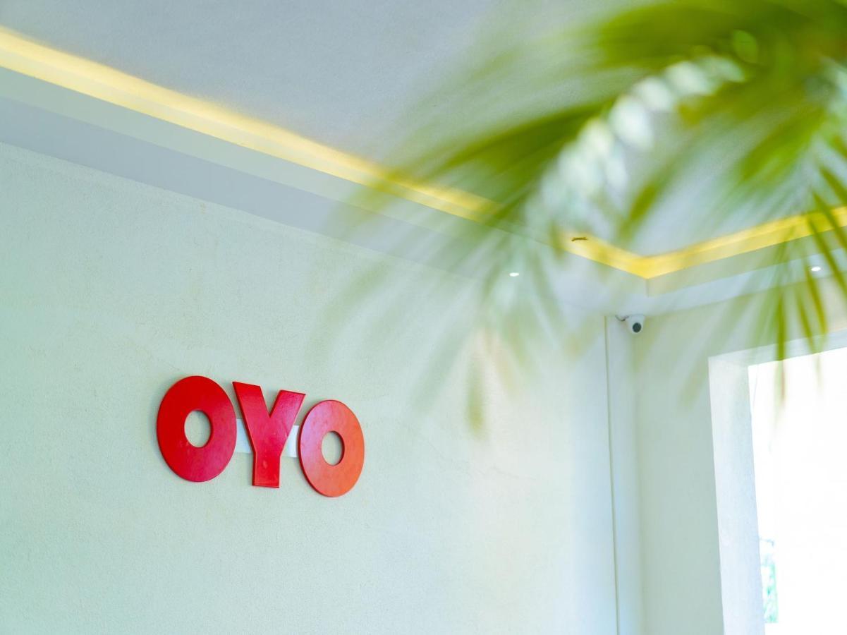 Oyo 77158 Hotel Swastik Palace Bhiwandi Luaran gambar