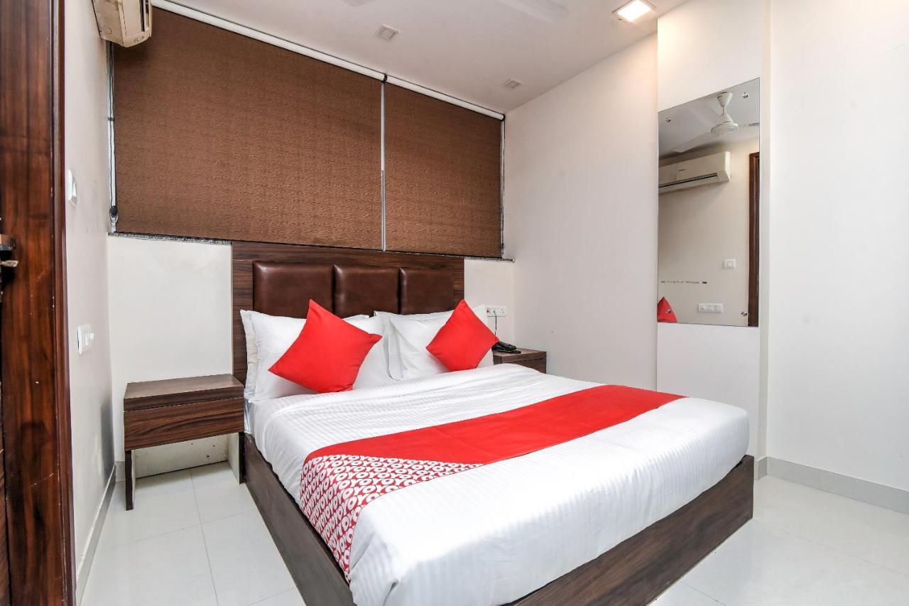 Oyo 77158 Hotel Swastik Palace Bhiwandi Luaran gambar