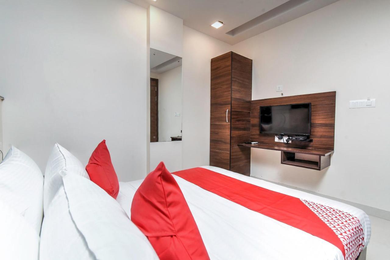 Oyo 77158 Hotel Swastik Palace Bhiwandi Luaran gambar