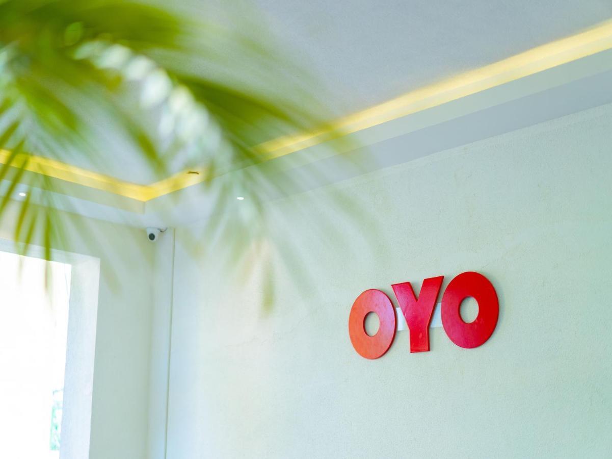 Oyo 77158 Hotel Swastik Palace Bhiwandi Luaran gambar